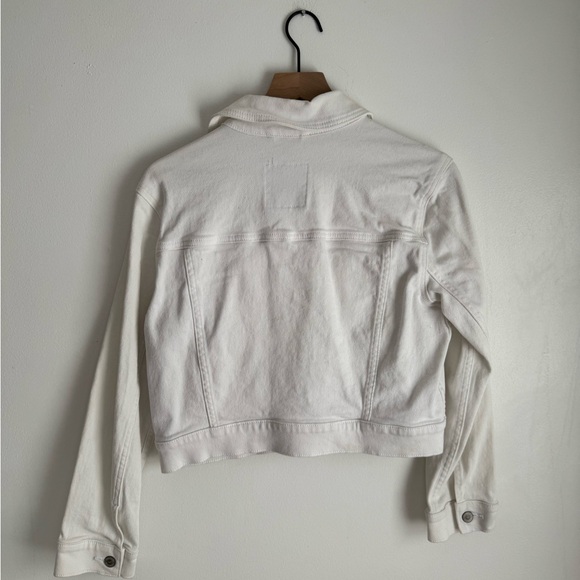 Hollister Women's Cream Jean Jacket - Picture 3 of 3